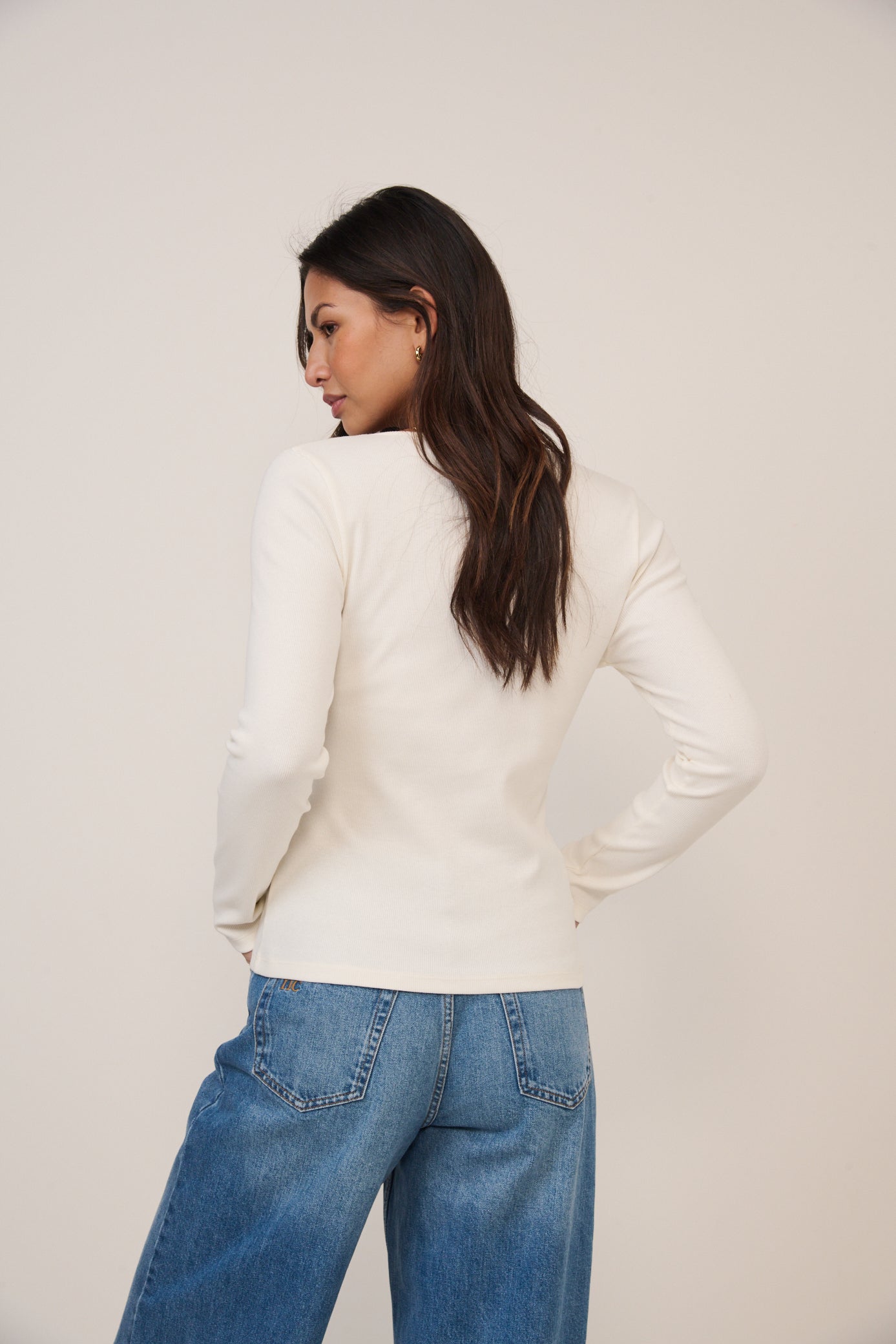 Cream V-Neck Long Sleeve Ribbed Top