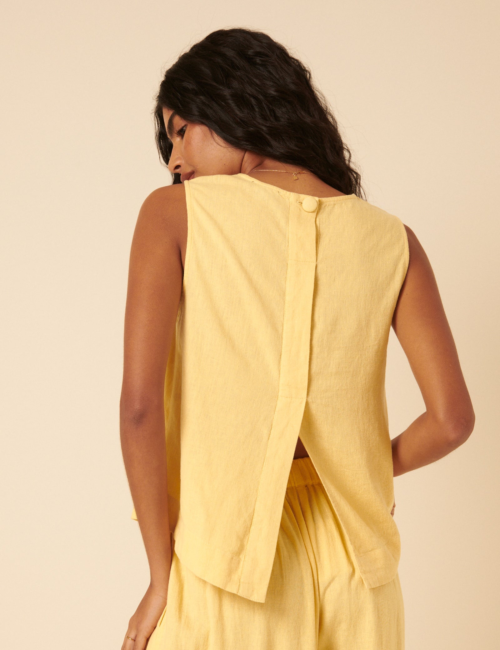 Butter Yellow Linen-Blend Swing Top