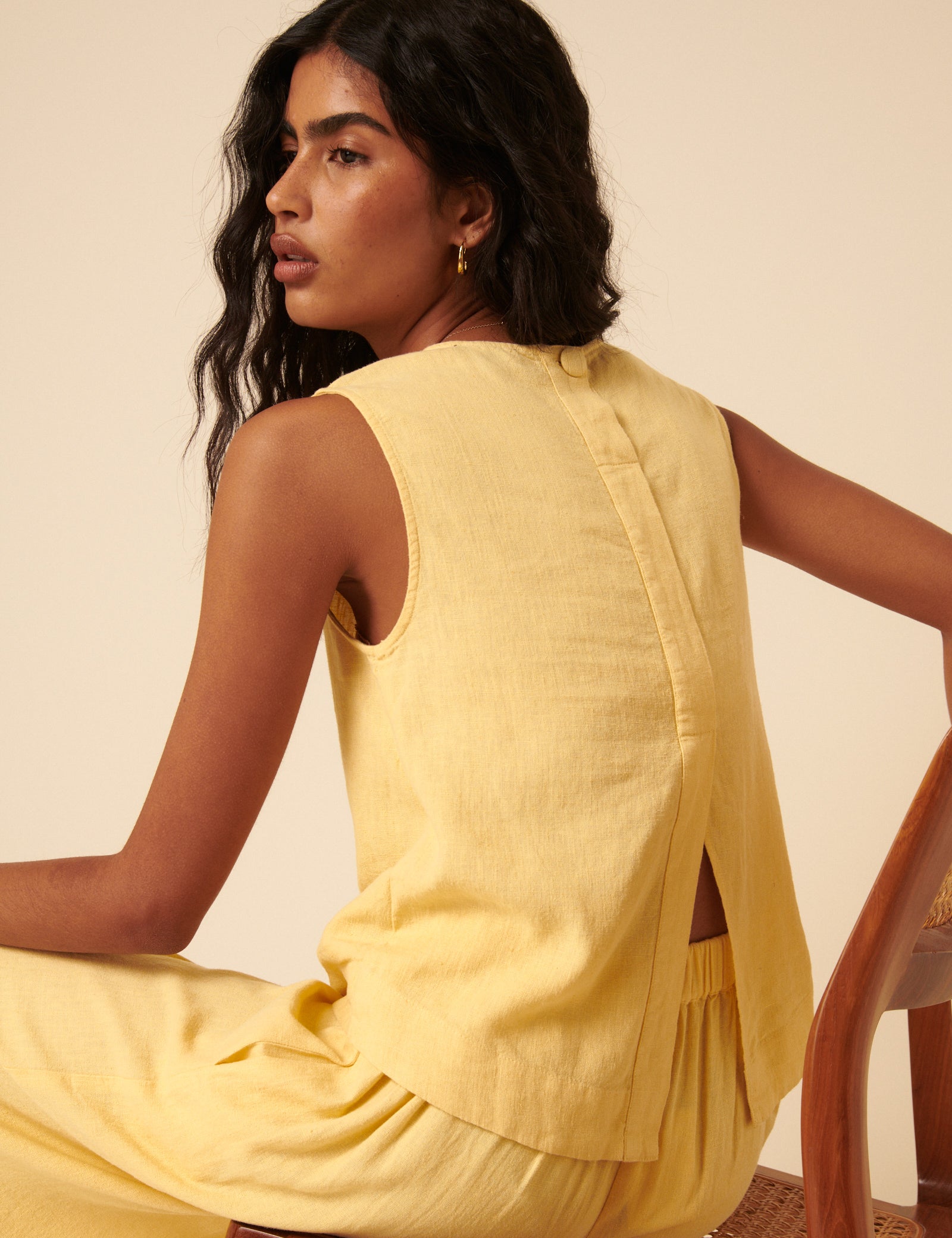Butter Yellow Linen-Blend Swing Top