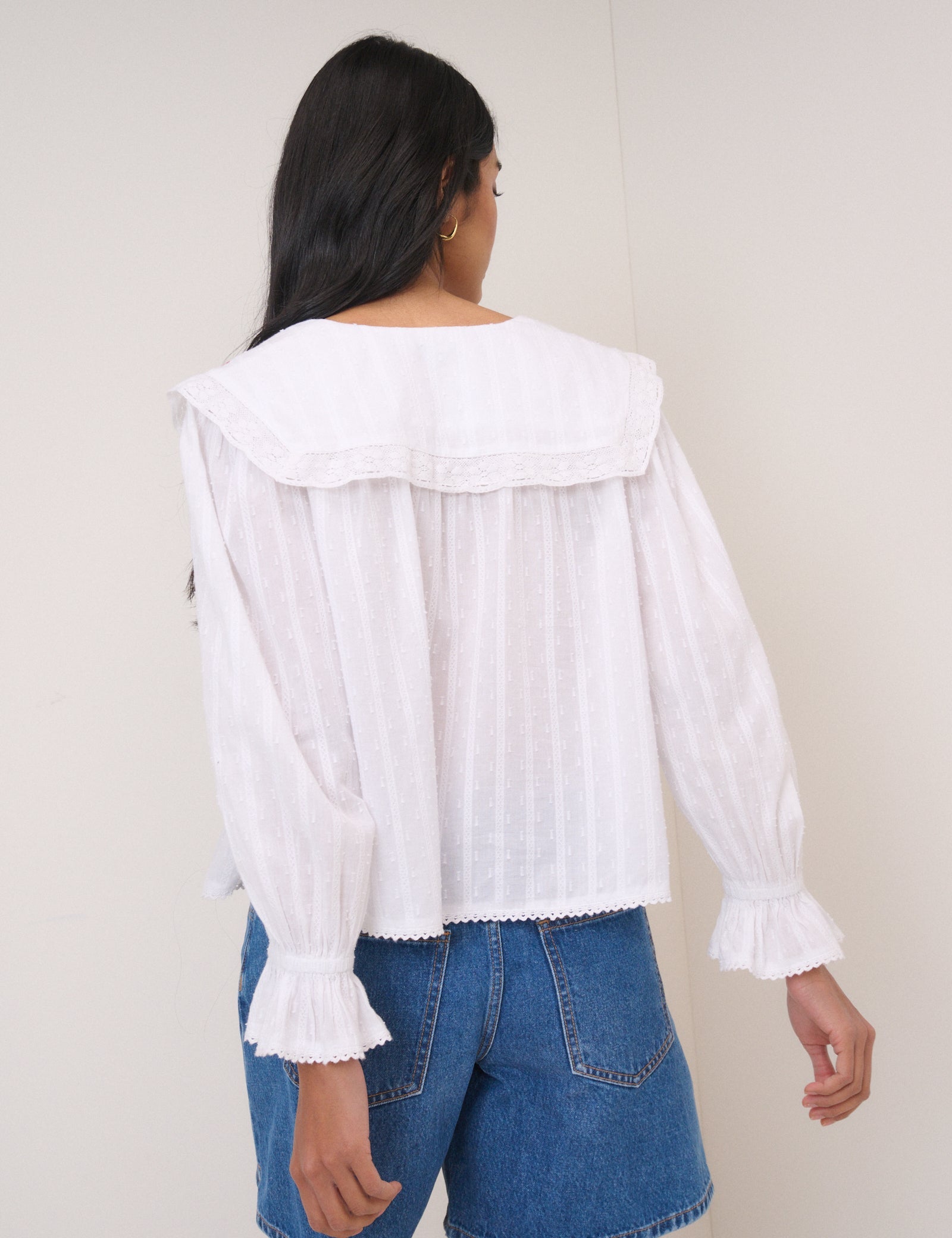 White Floral Collar Embroidered Blouse