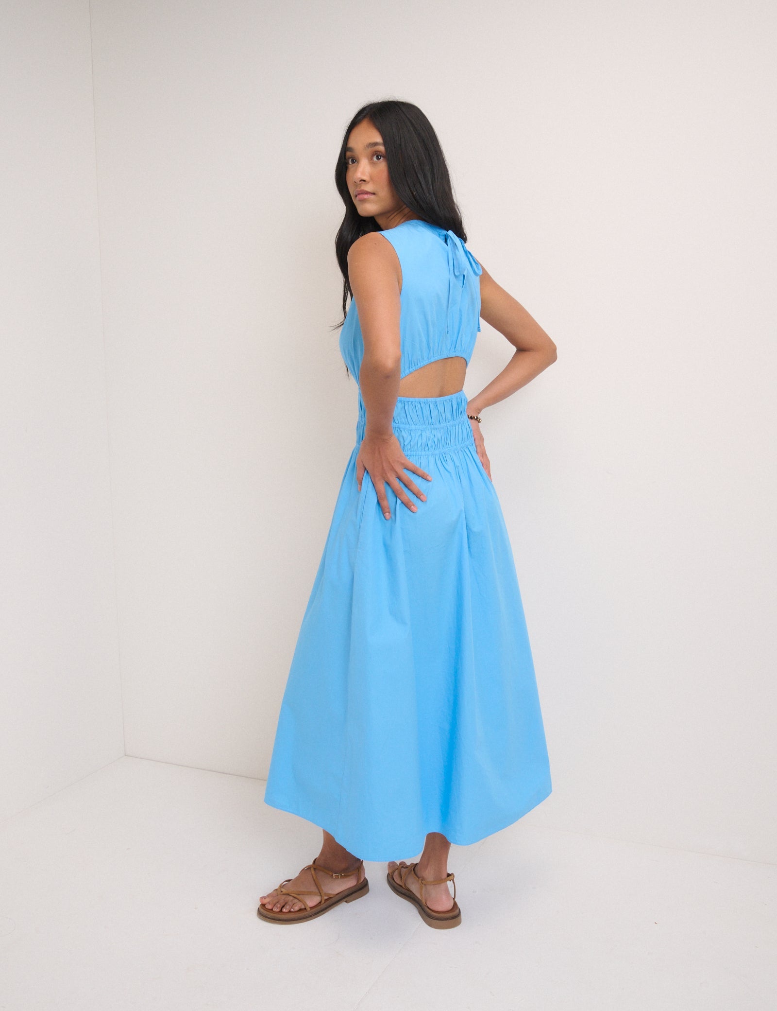 Blue Sleeveless Carrie Midi Dress