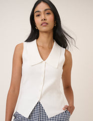 White Collared Detail Knitted Top