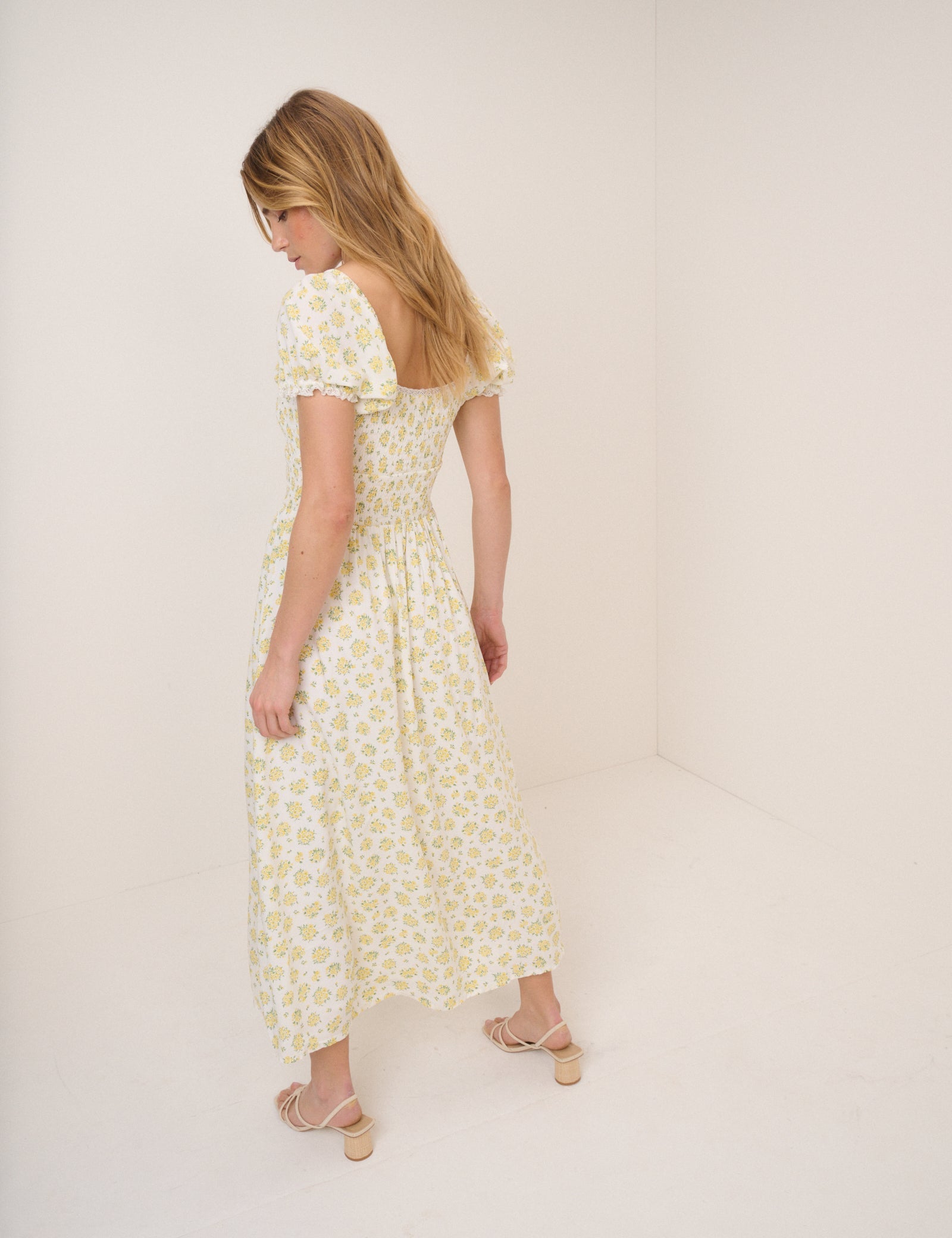 White Ditsy Floral Savanna Midi Dress