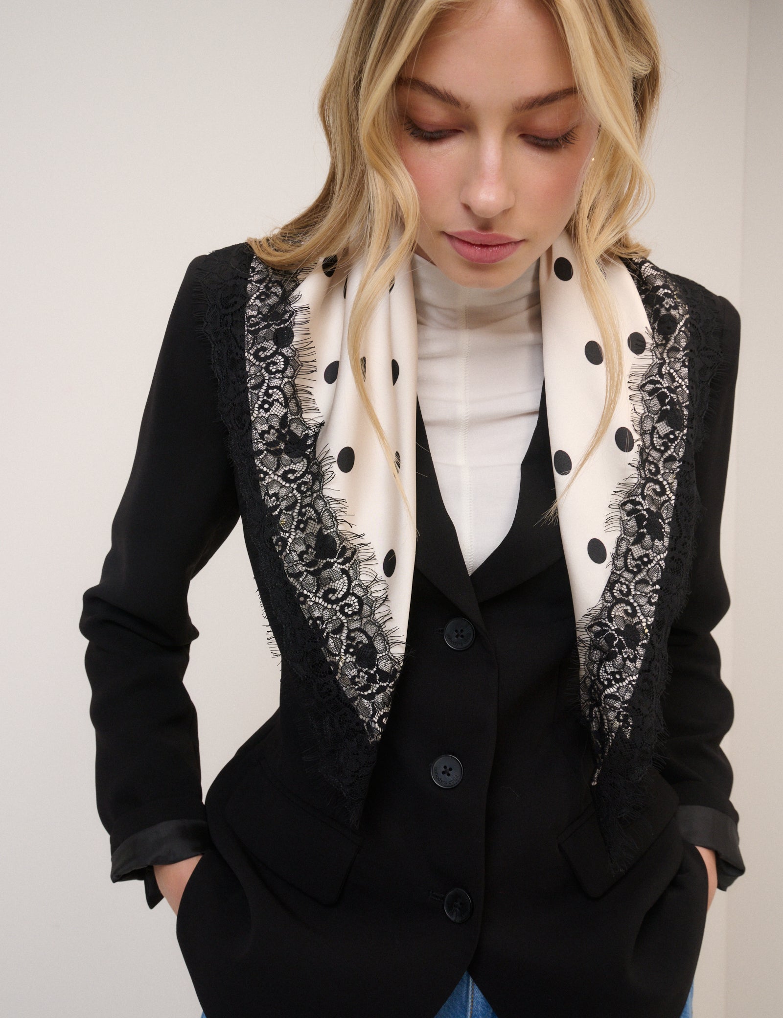 White Polka Dot Lace Trim Scarf