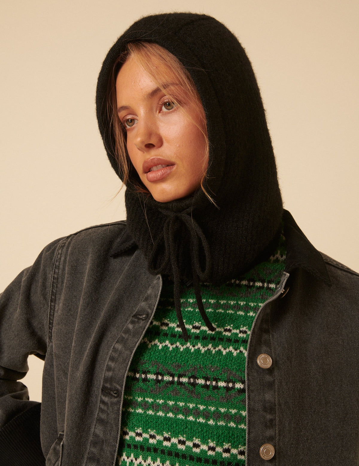 Black Knitted Hood